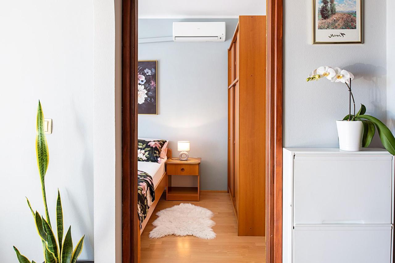 Jimy Apartments Σίμπενικ Εξωτερικό φωτογραφία