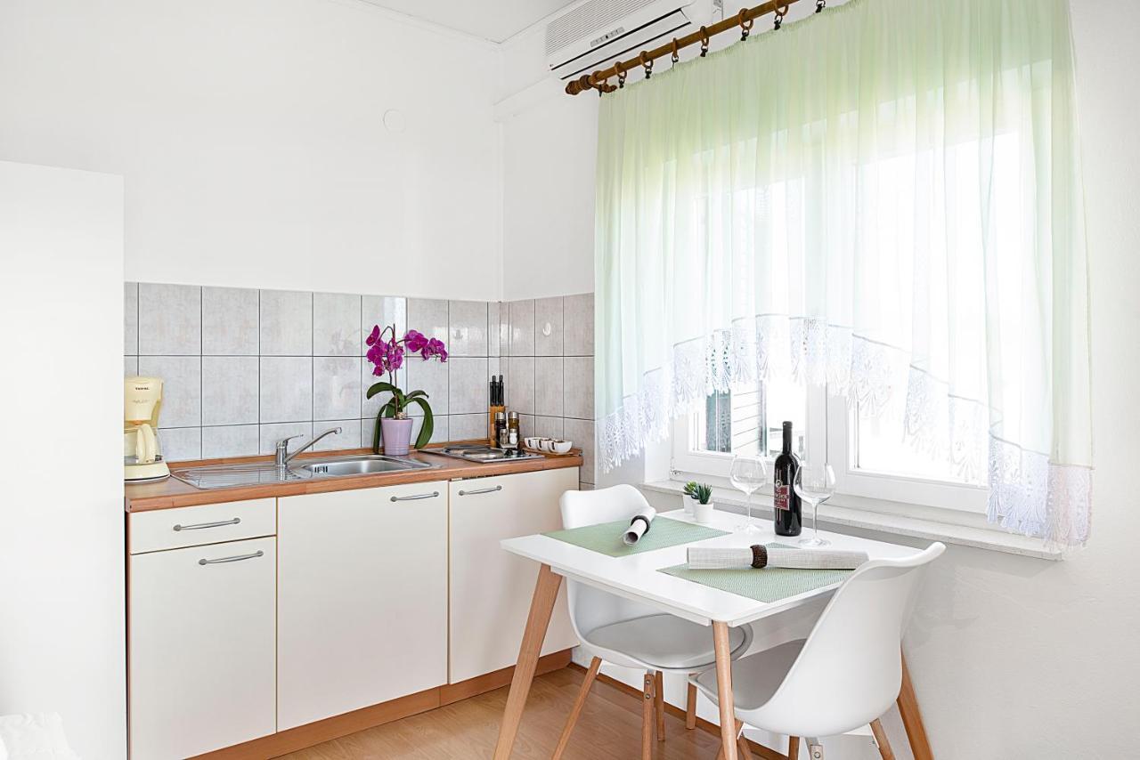 Jimy Apartments Σίμπενικ Εξωτερικό φωτογραφία