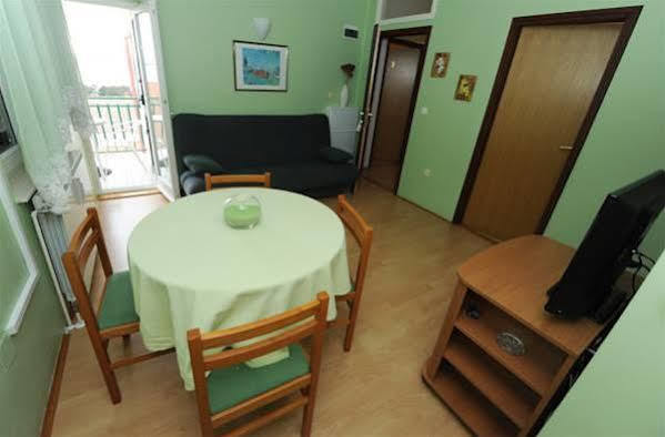 Jimy Apartments Σίμπενικ Εξωτερικό φωτογραφία